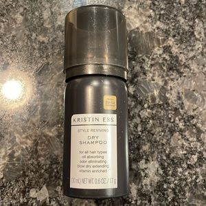 Kristin Ess dry shampoo